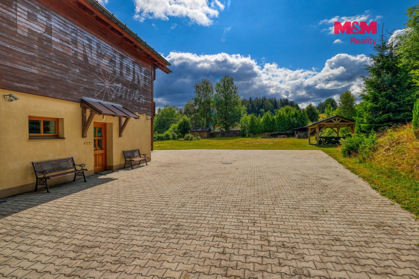Prodej komerčního prostoru 910 m² - foto 32