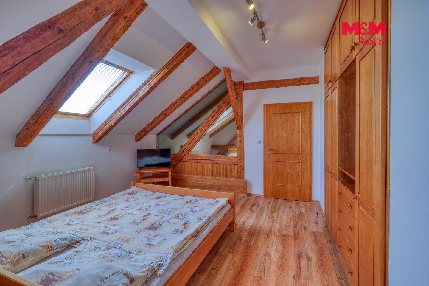 Prodej komerčního prostoru 910 m² - foto 42