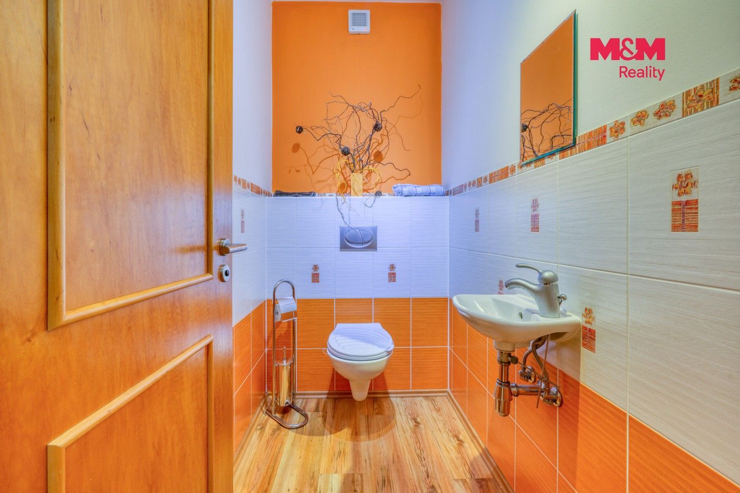Prodej komerčního prostoru 910 m² - foto 44