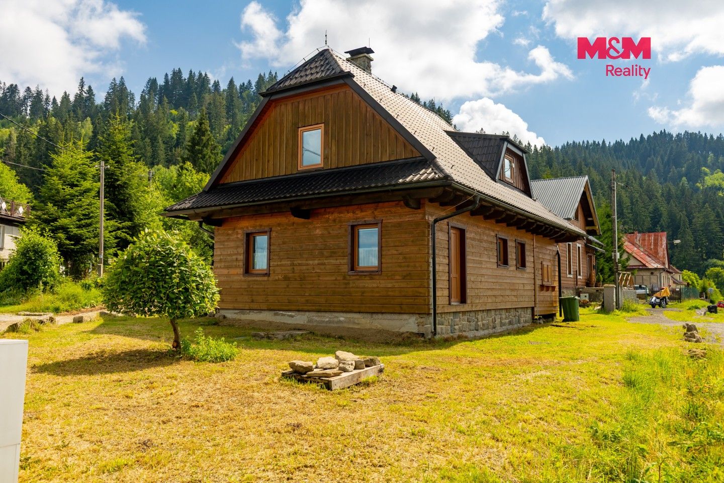 Prodej domu 100 m² - foto 1