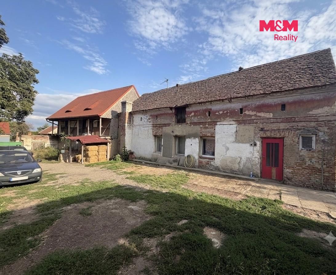 Prodej nemovitosti 200 m² - foto 2