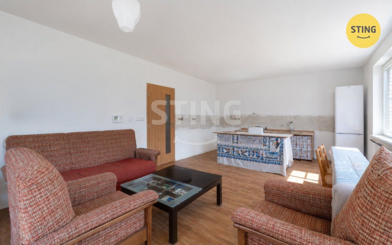 Prodej nemovitosti 708 m² - foto 12