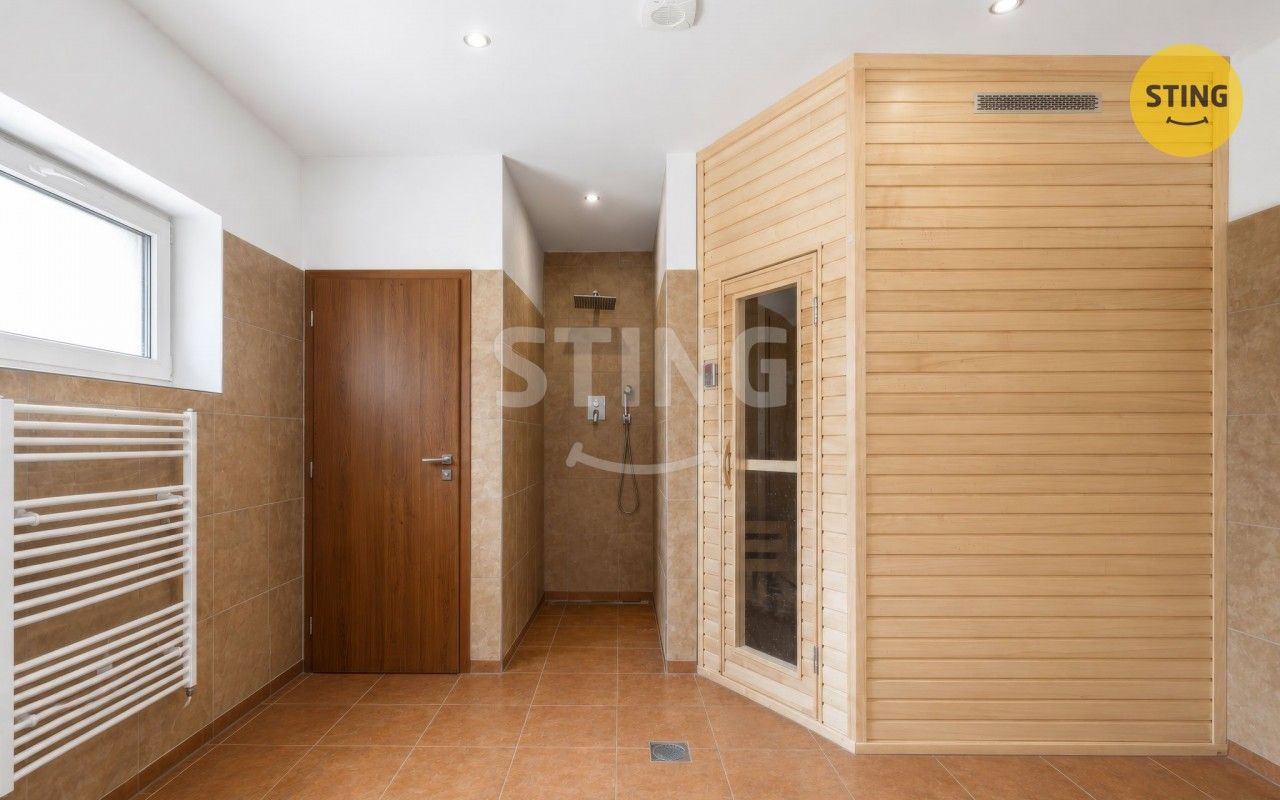 Prodej nemovitosti 708 m² - foto 20