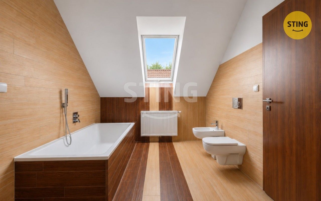 Prodej nemovitosti 708 m² - foto 30