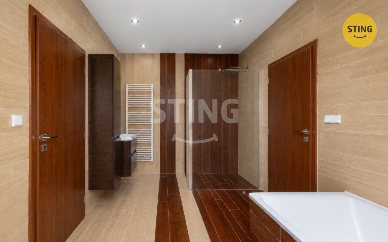 Prodej nemovitosti 708 m² - foto 29