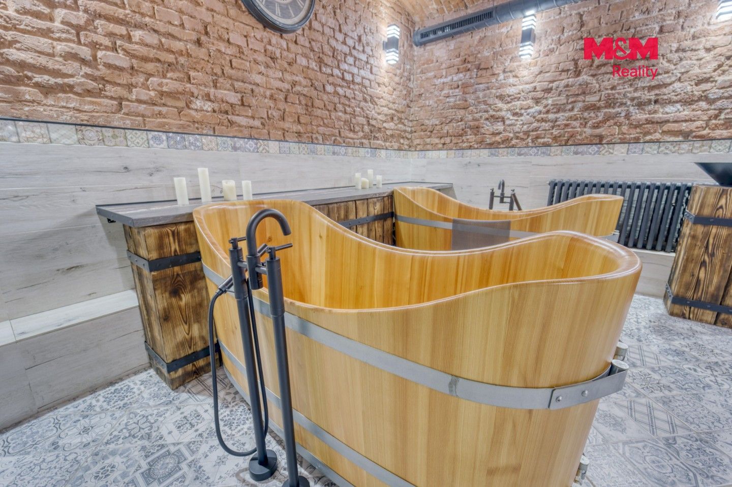 Prodej komerčního prostoru 207 m² - foto 8