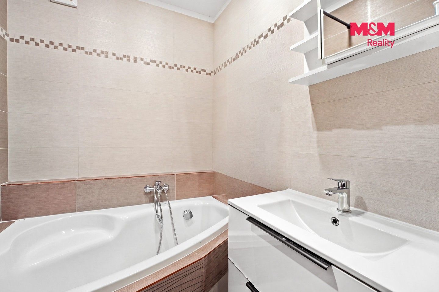Prodej bytu 3+1 65 m² - foto 11