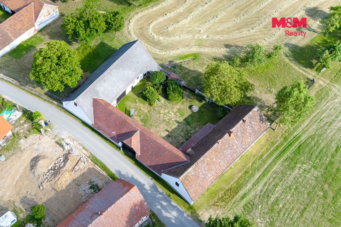 Prodej nemovitosti 275 m² - foto 21