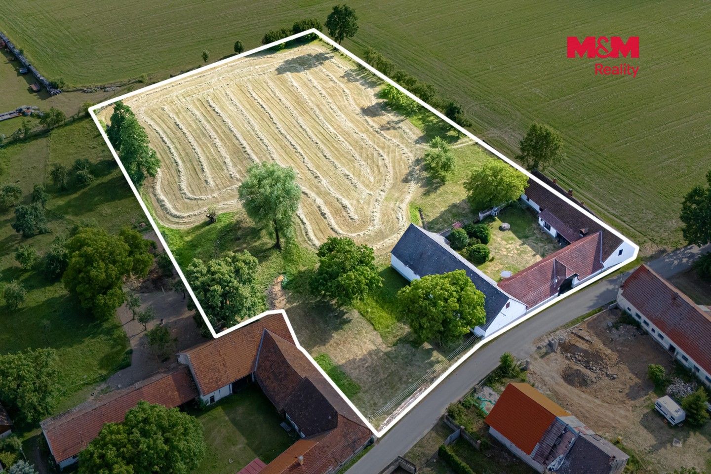 Prodej nemovitosti 275 m² - foto 25
