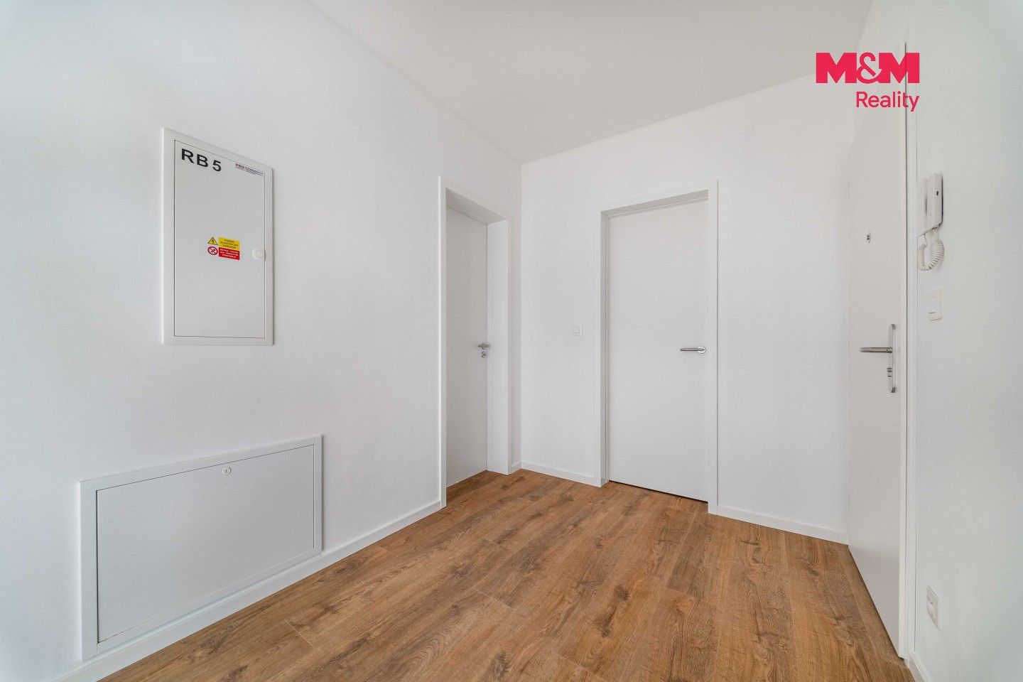 Pronájem bytu 2+kk 65 m² - foto 9
