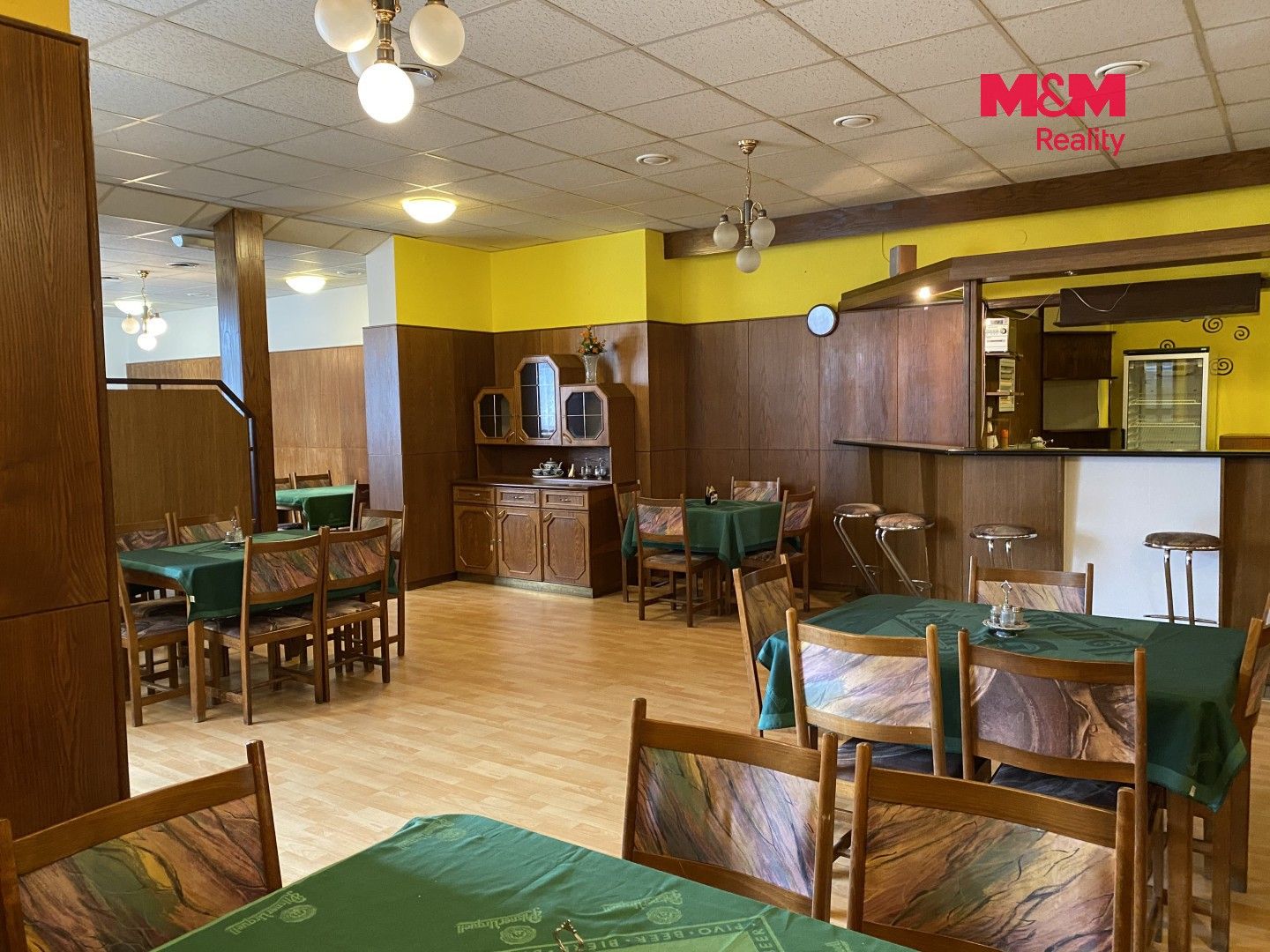 Pronájem komerčního prostoru 220 m² - foto 2