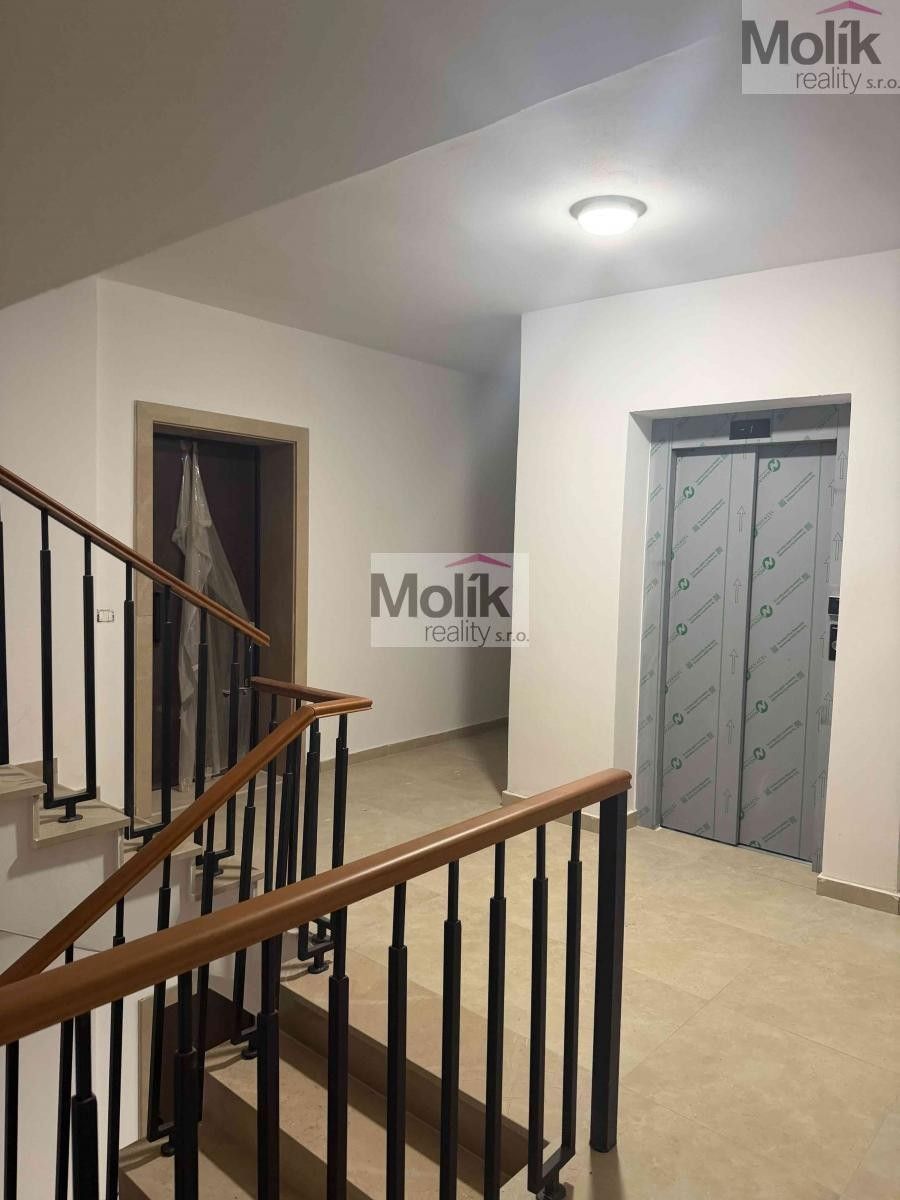 Prodej bytu 3+kk 135 m² - foto 24