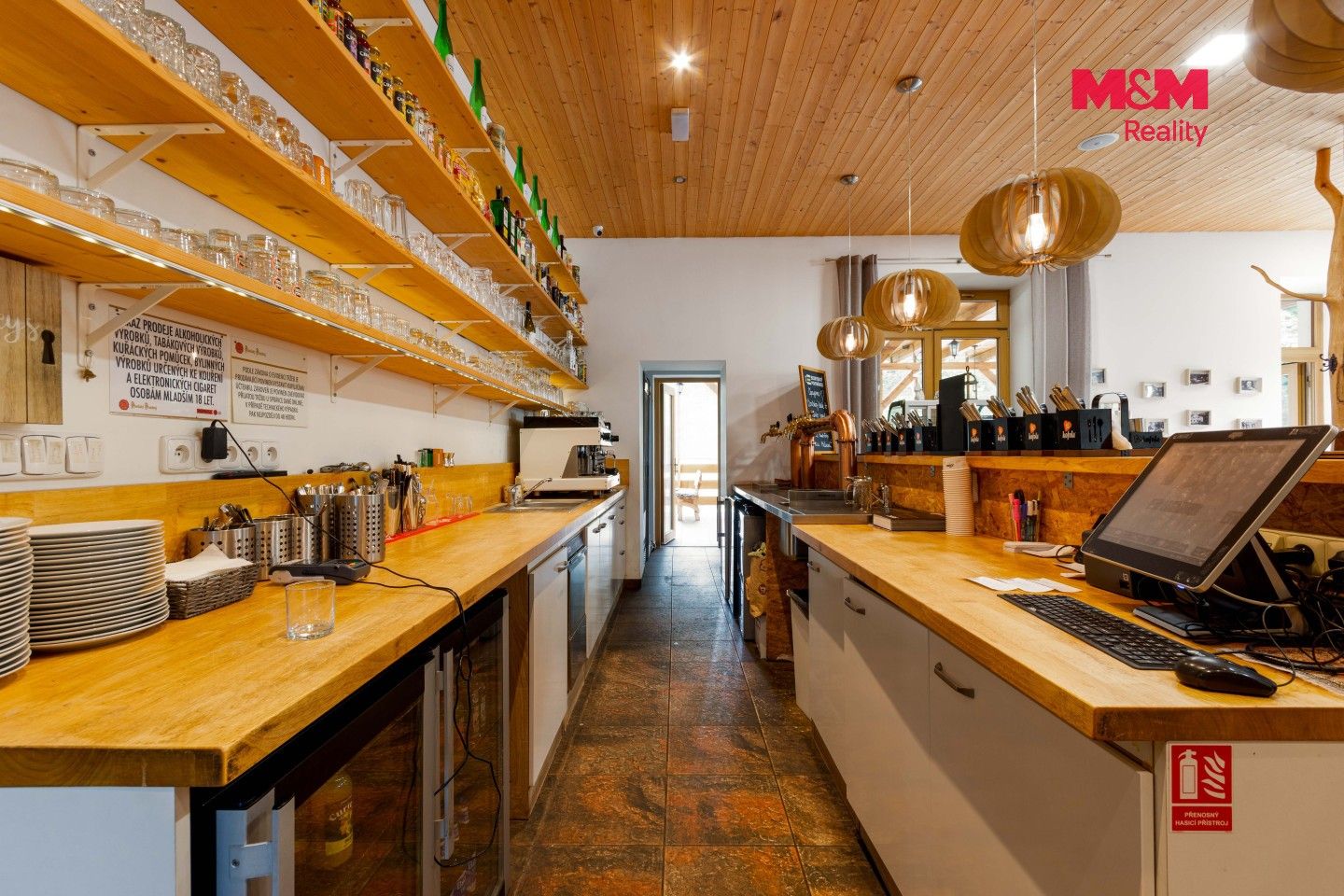 Prodej komerčního prostoru 712 m² - foto 14