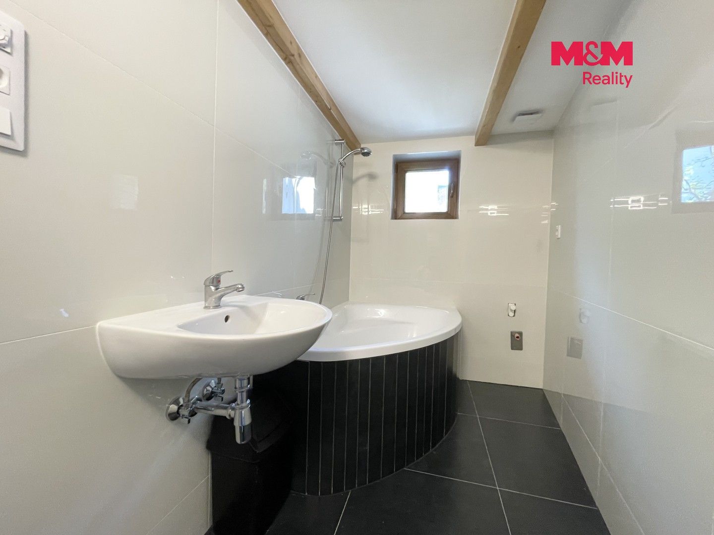 Prodej komerčního prostoru 18 m² - foto 3
