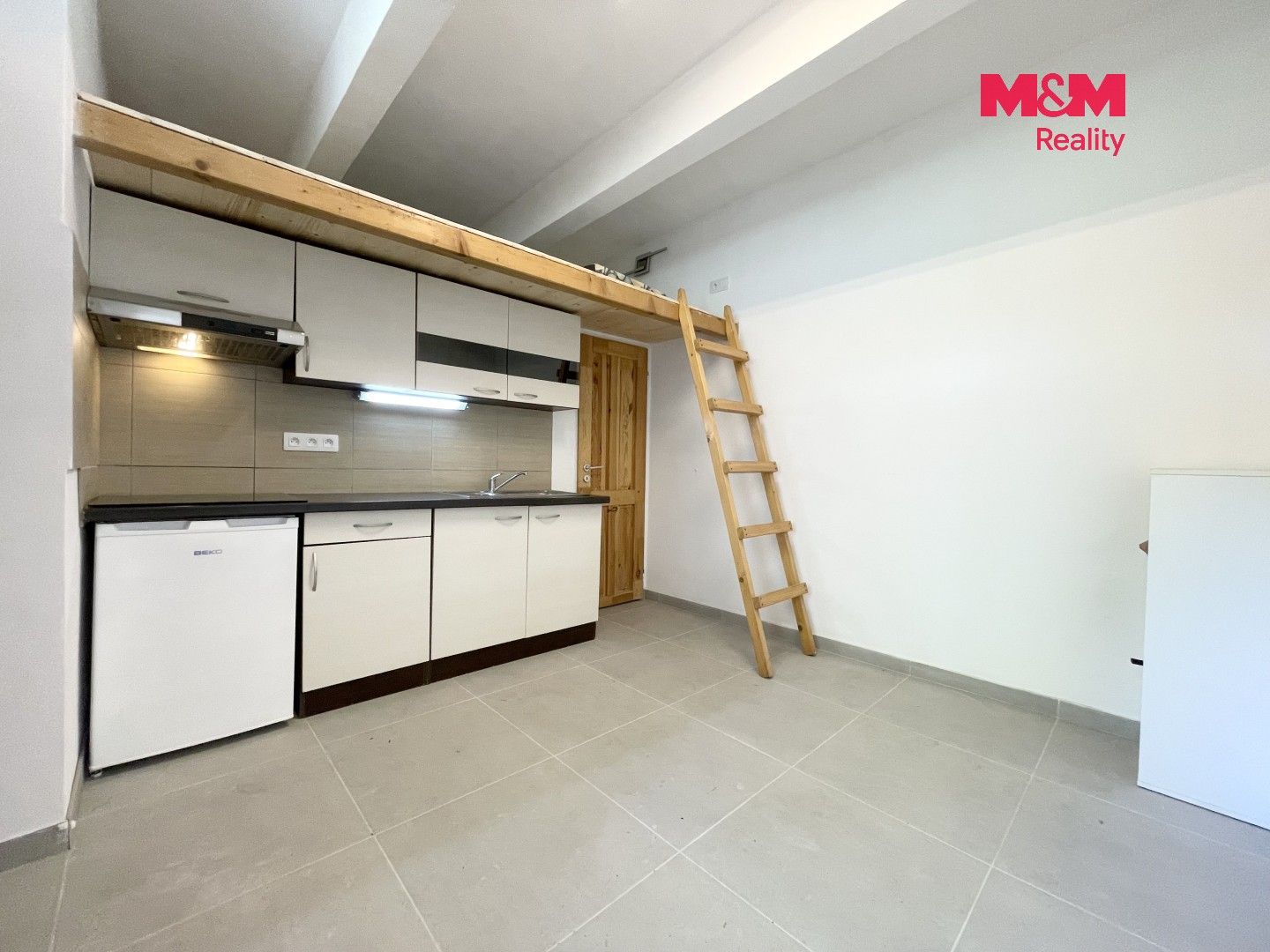 Prodej komerčního prostoru 18 m² - foto 2