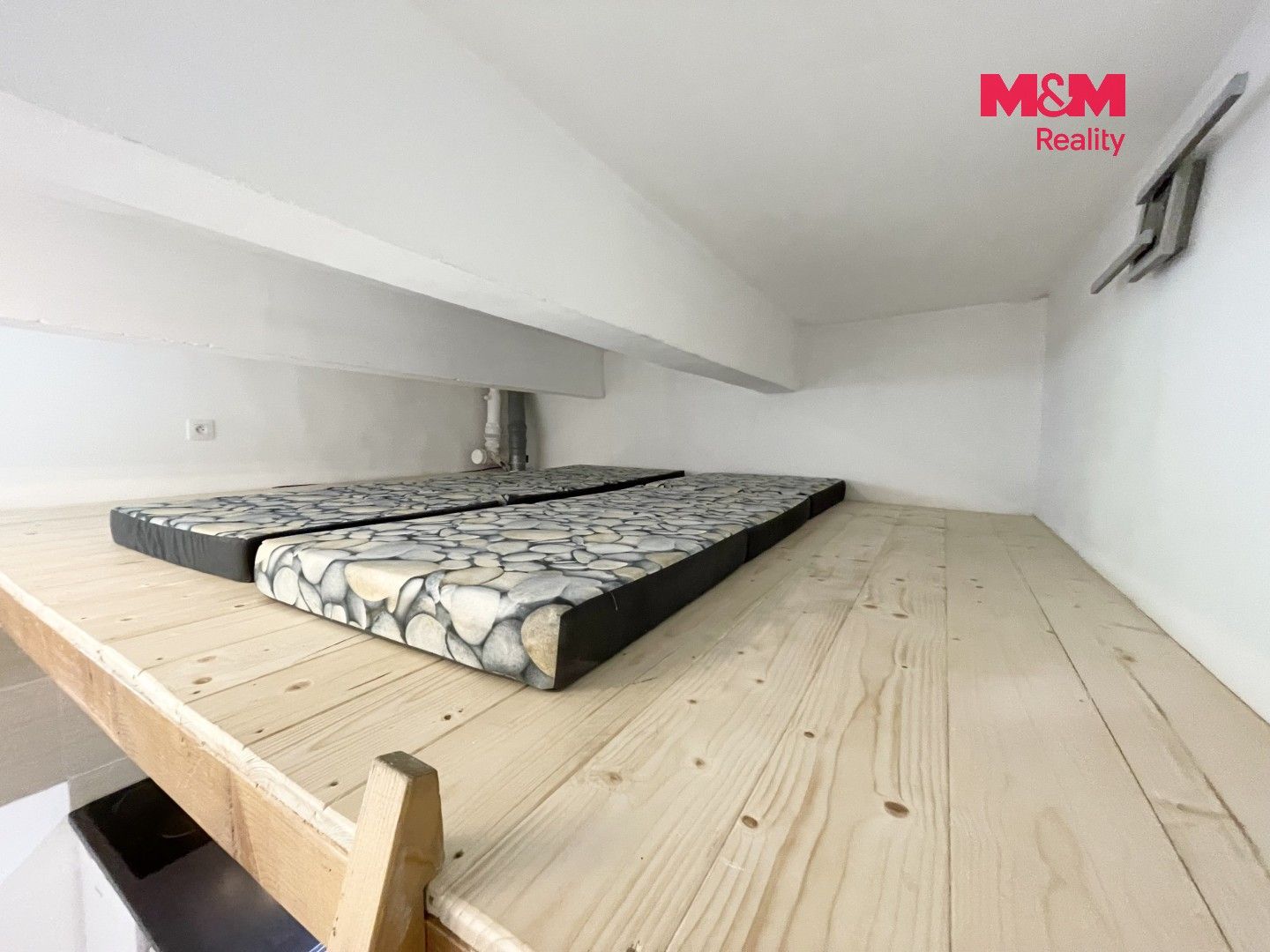 Prodej komerčního prostoru 18 m² - foto 4
