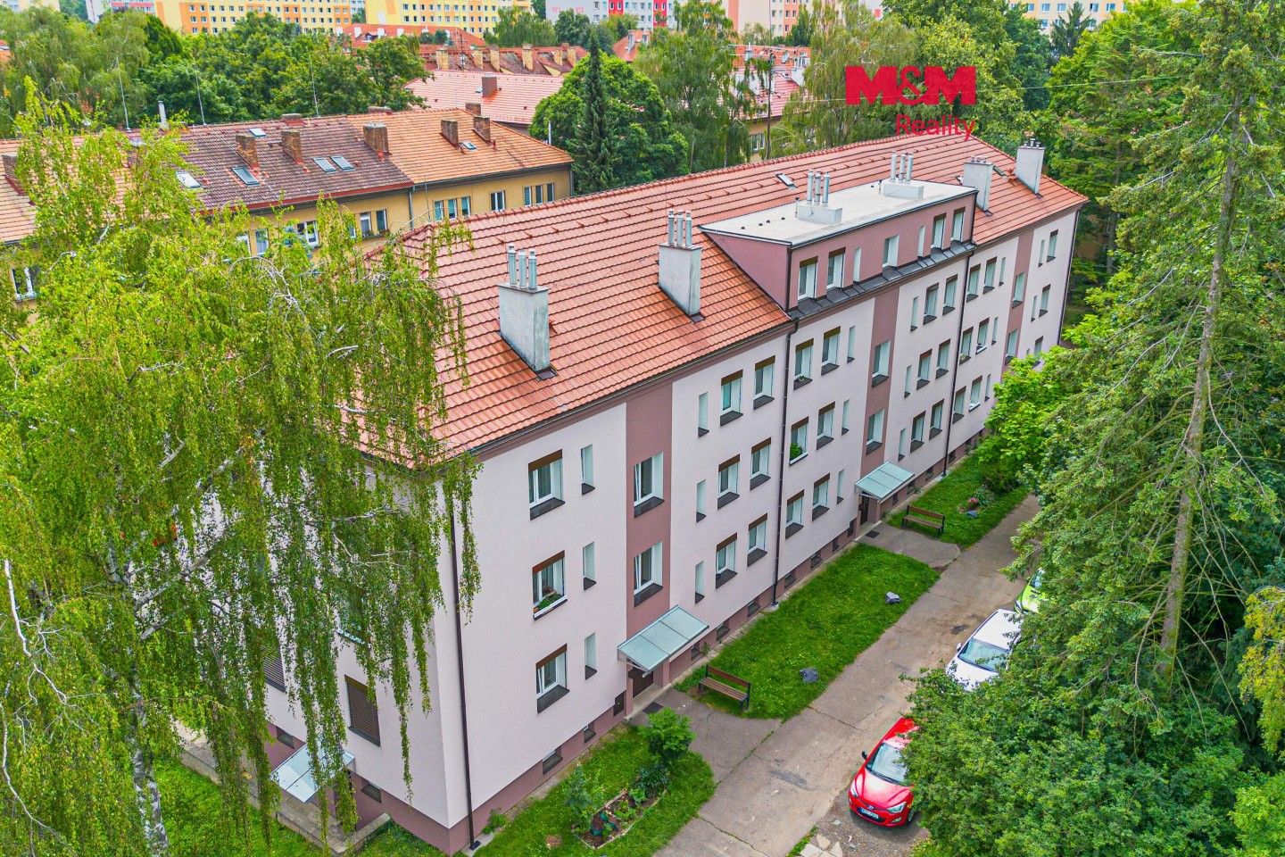 Prodej bytu 3+1 64 m² - foto 1