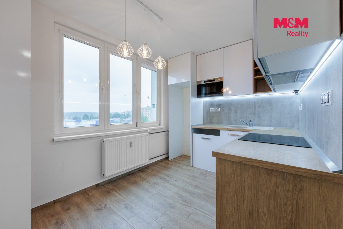 Pronájem bytu 3+1 75 m² - foto 4