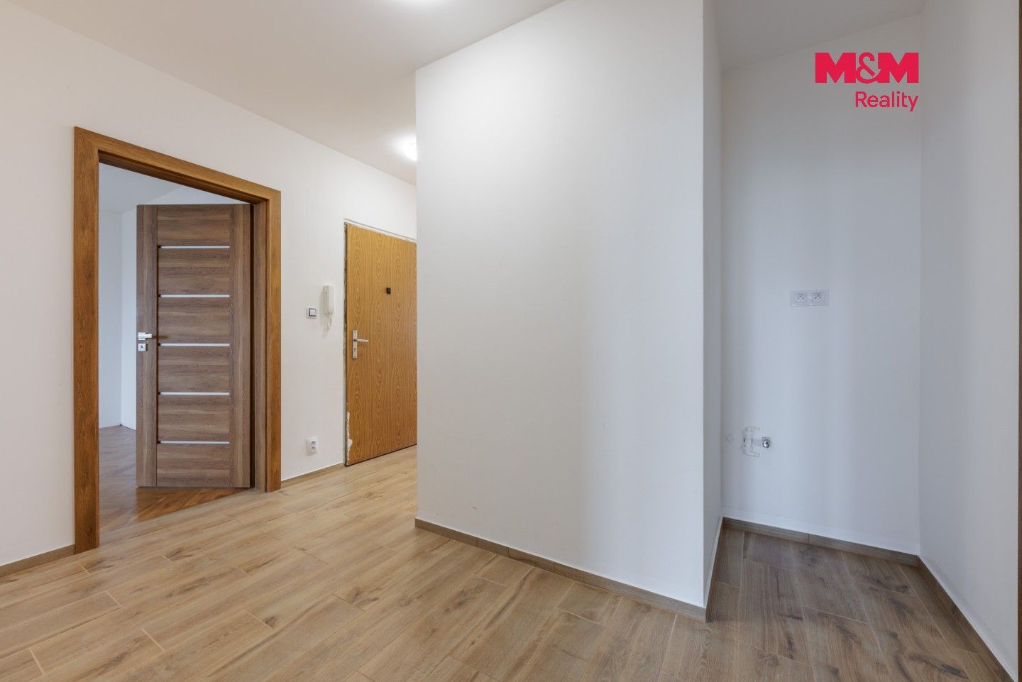Pronájem bytu 3+1 75 m² - foto 9