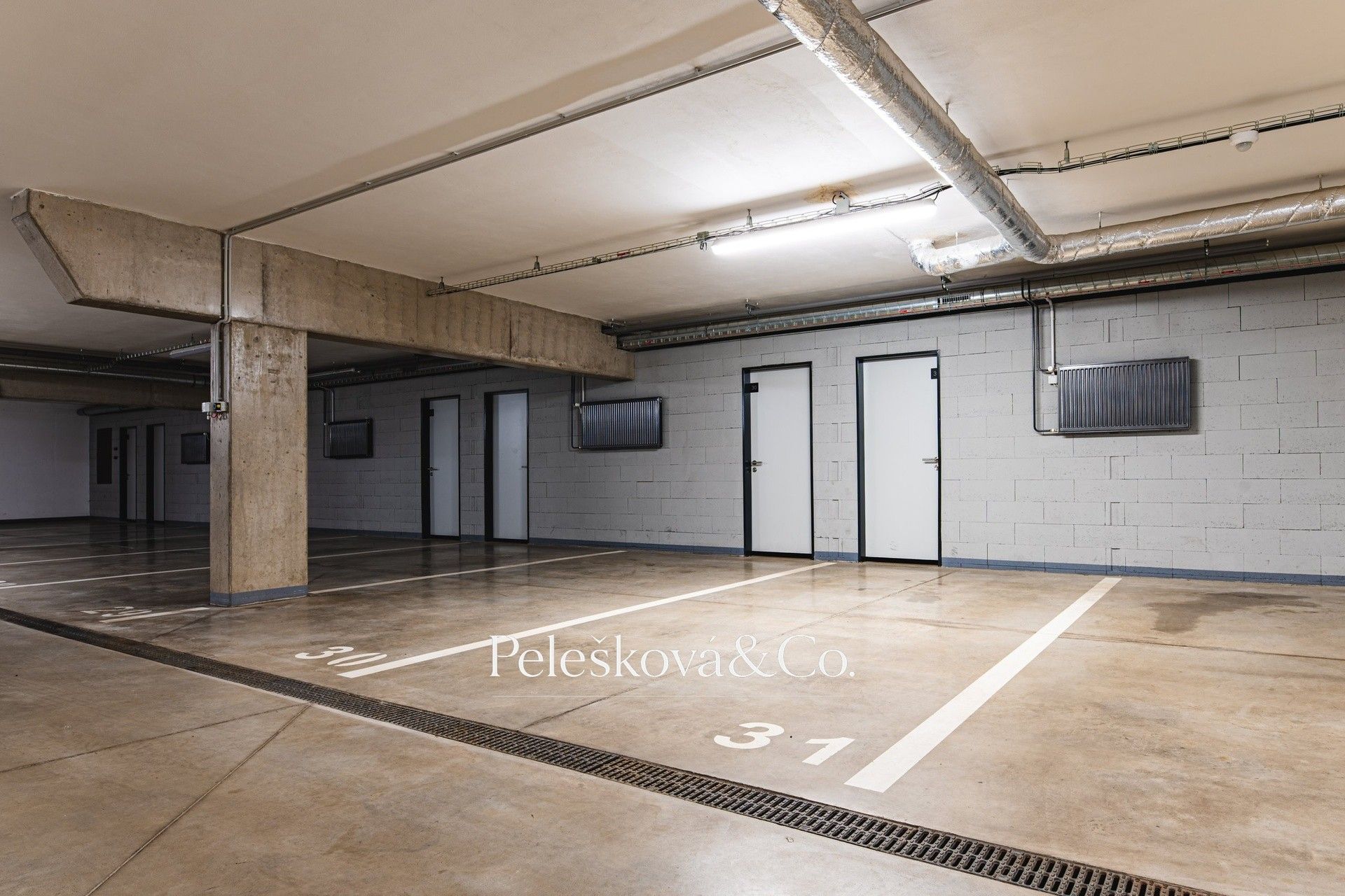 Prodej komerčního prostoru 56 m² - foto 13