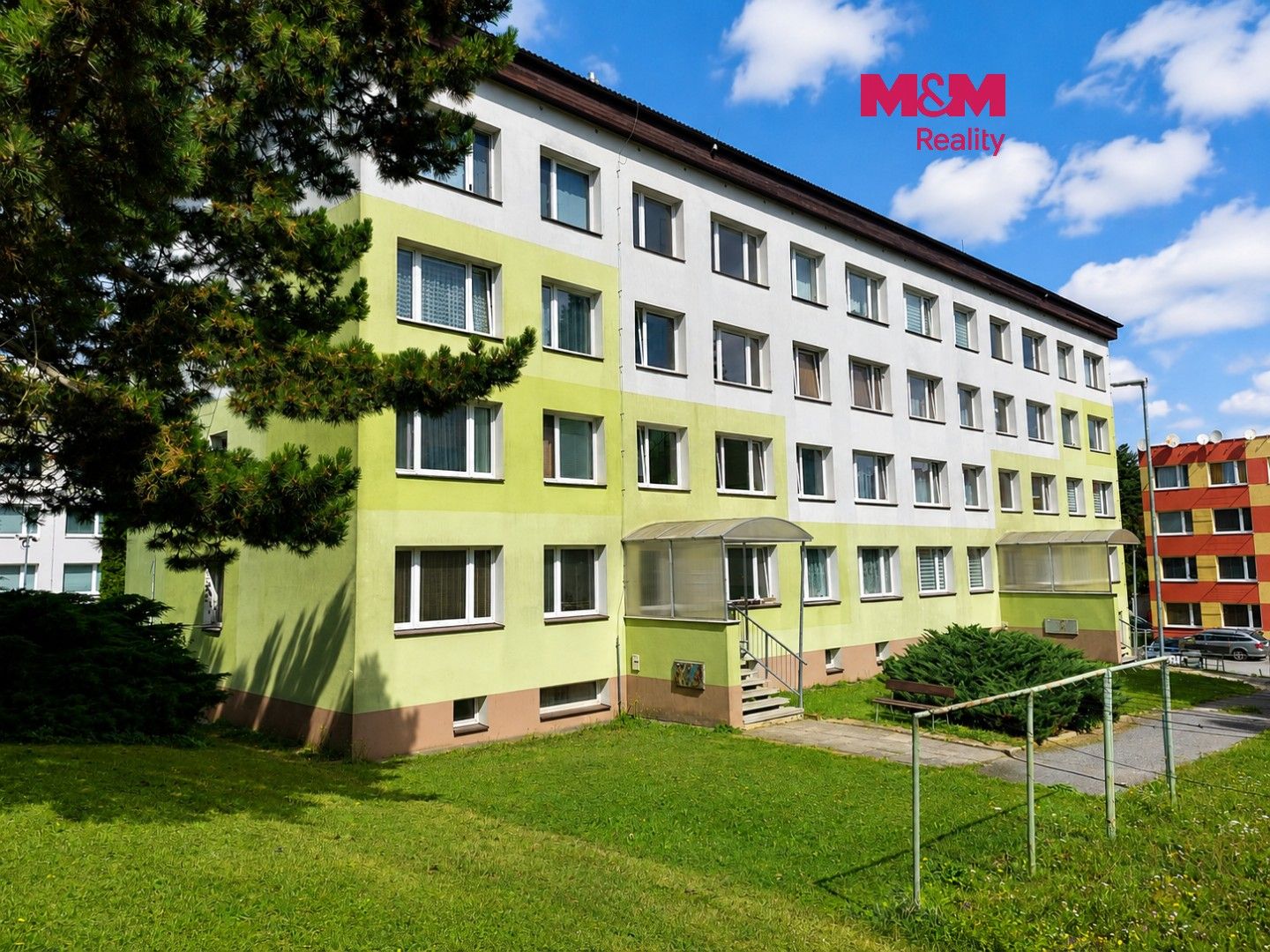 Prodej bytu 3+1 70 m² - foto 1