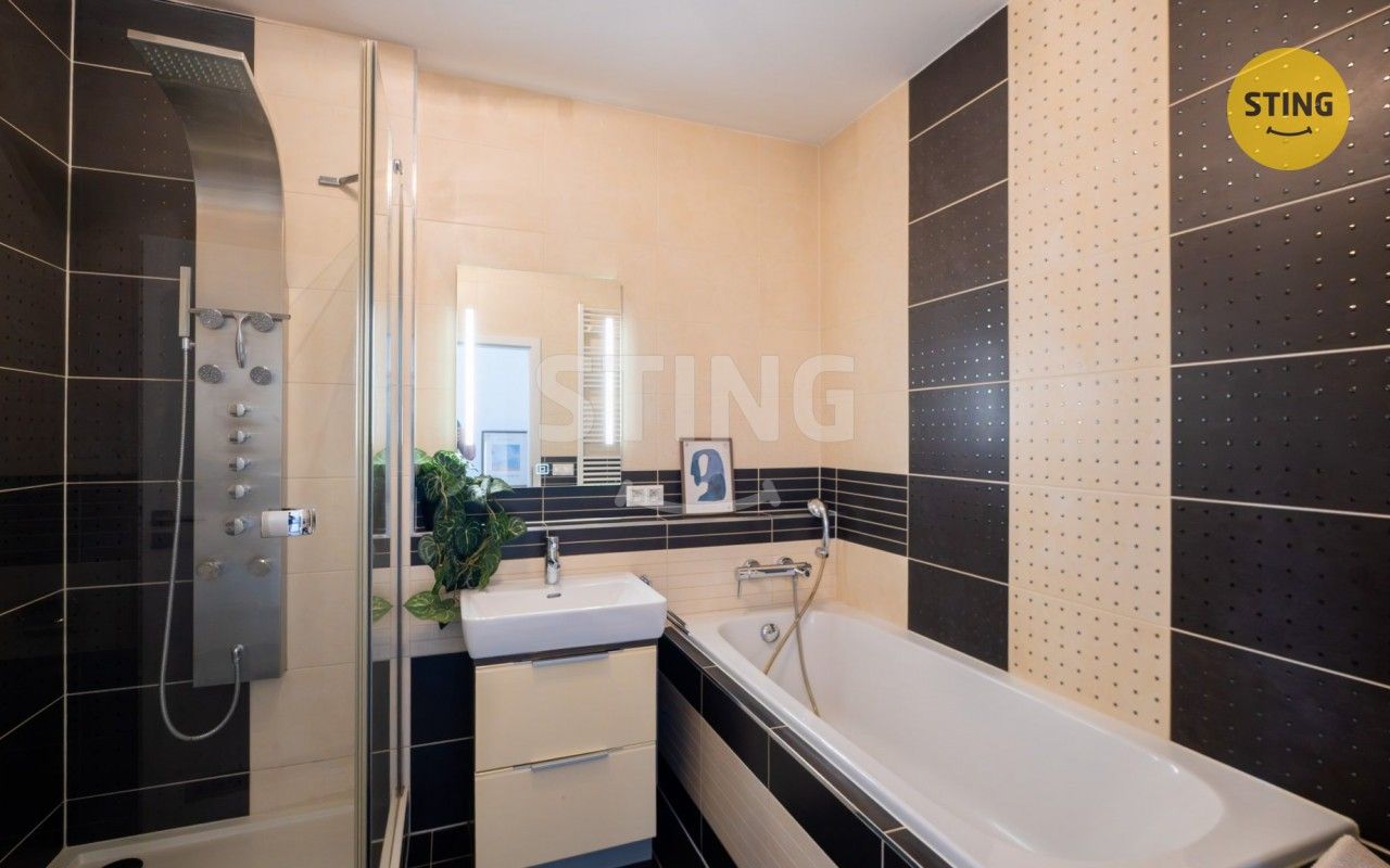 Prodej bytu 4+kk 130 m² - foto 18