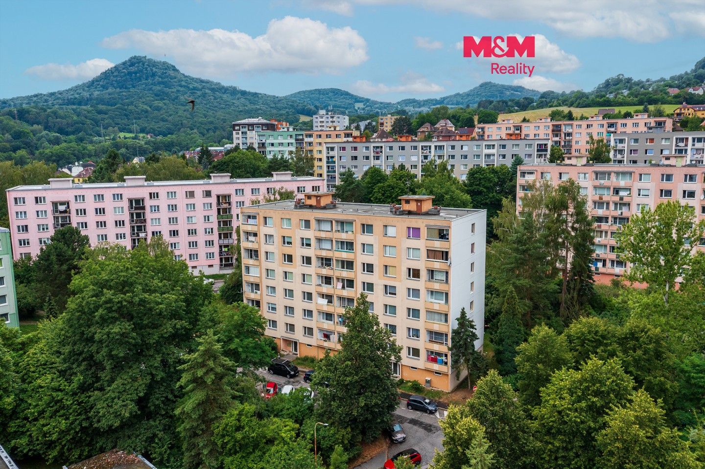 Prodej bytu 1+1 37 m² - foto 1