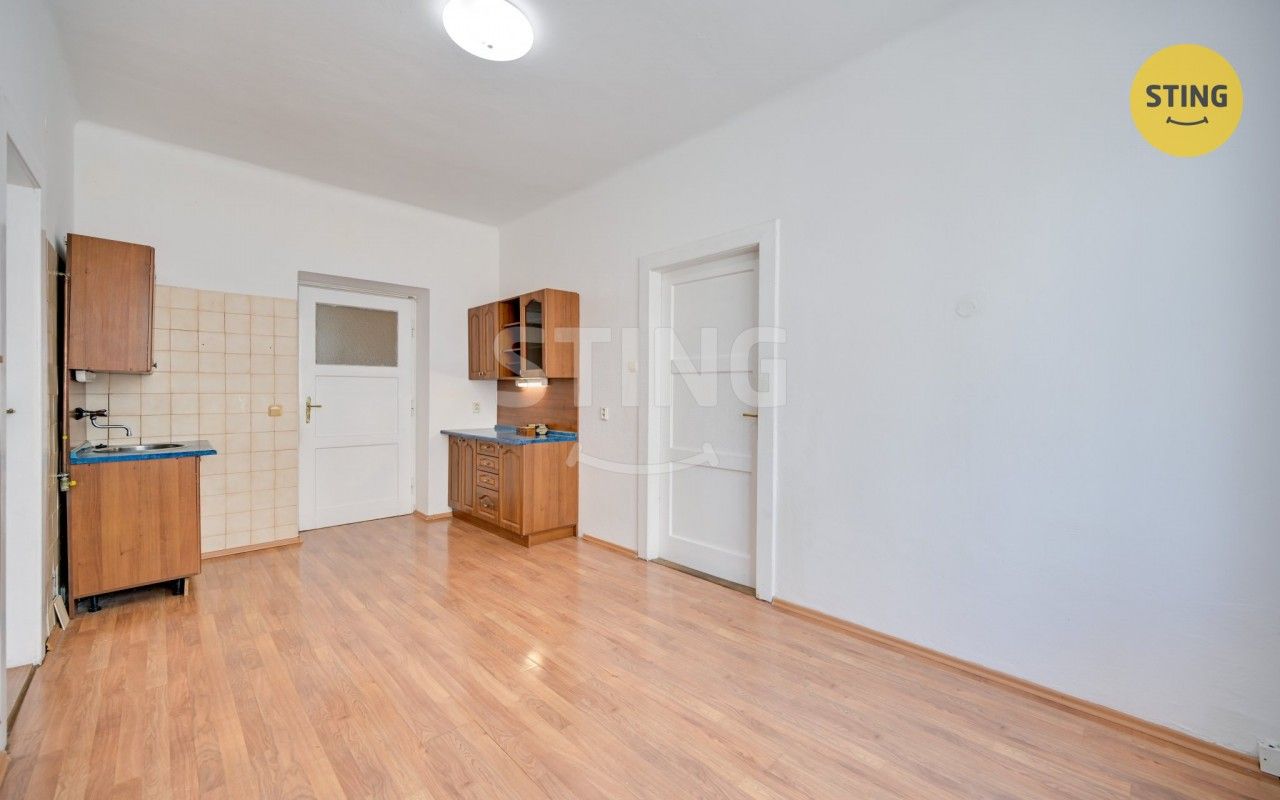 Prodej nemovitosti 320 m² - foto 11