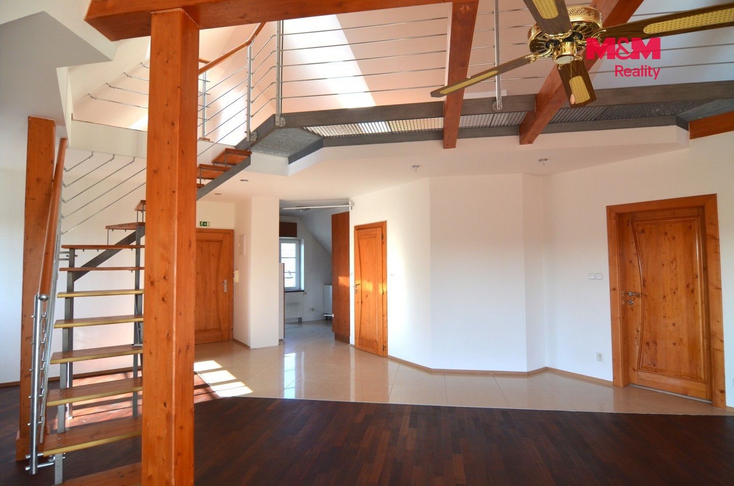 Pronájem komerčního prostoru 162 m² - foto 3