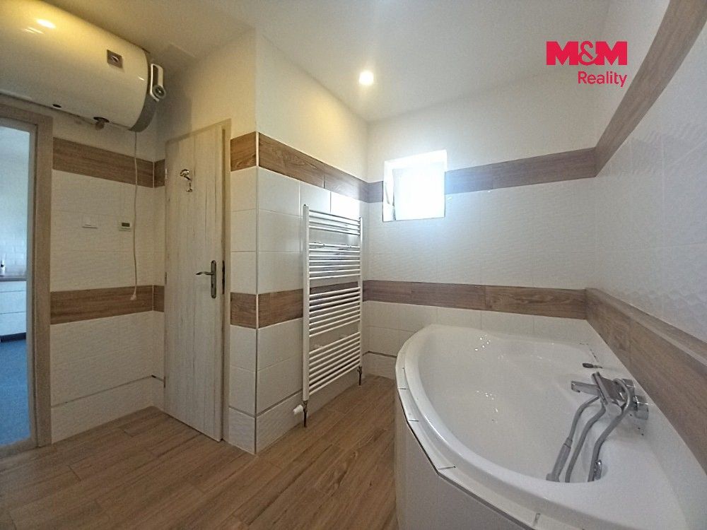Pronájem bytu 2+1 73 m² - foto 5