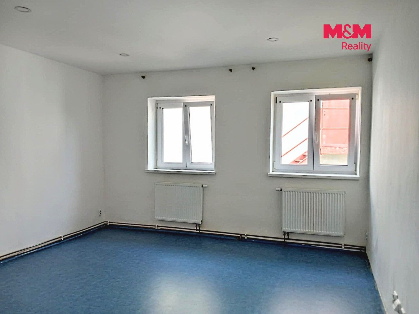 Pronájem bytu 2+1 73 m² - foto 4