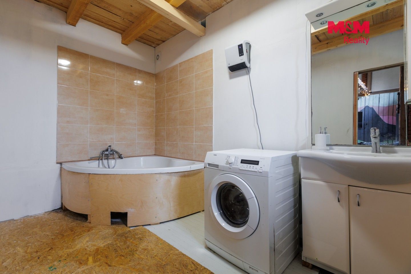 Prodej komerčního prostoru 90 m² - foto 4