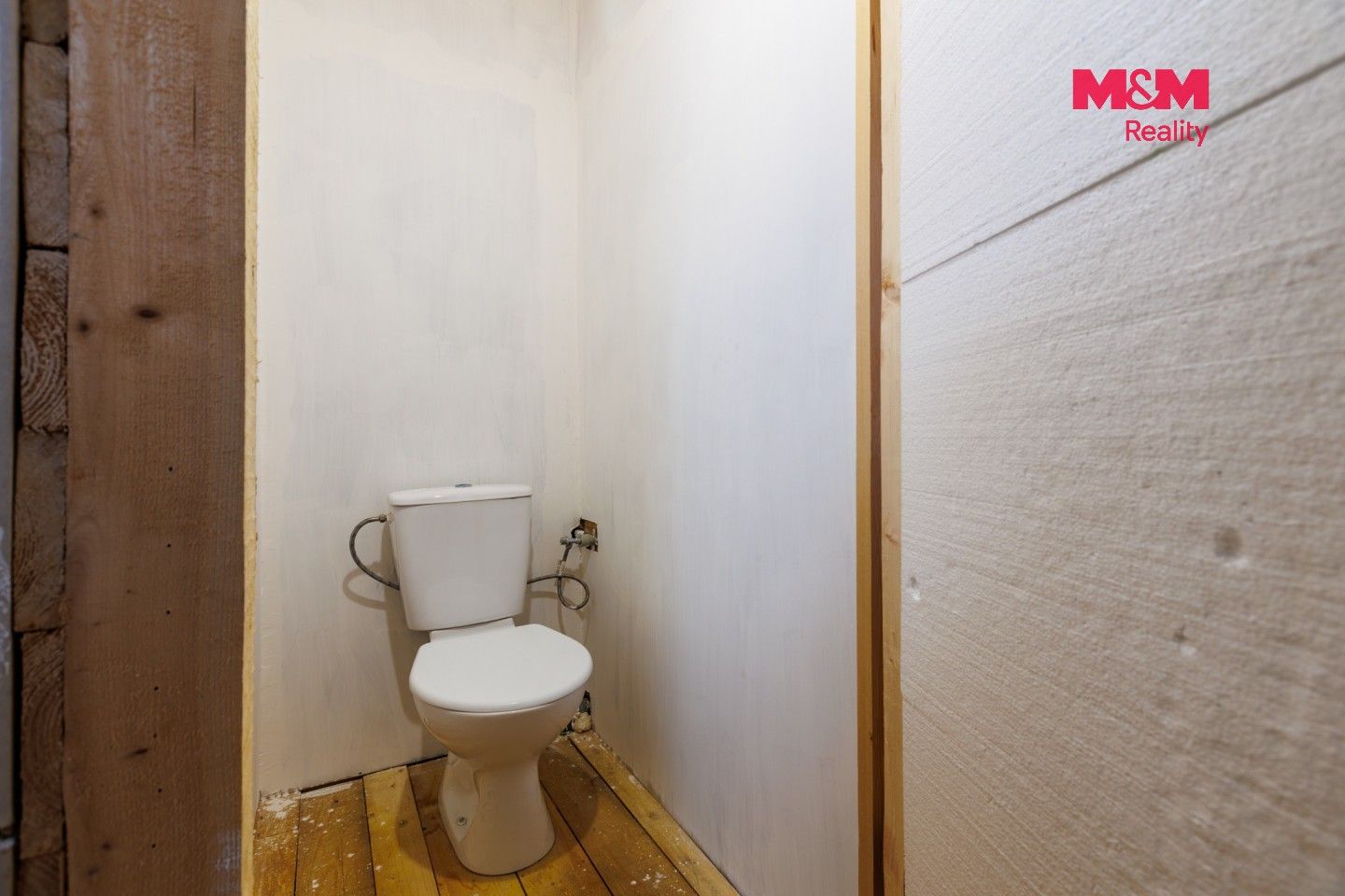 Prodej komerčního prostoru 90 m² - foto 12