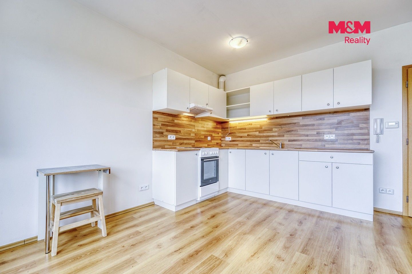 Pronájem bytu 1+kk 38 m² - foto 3
