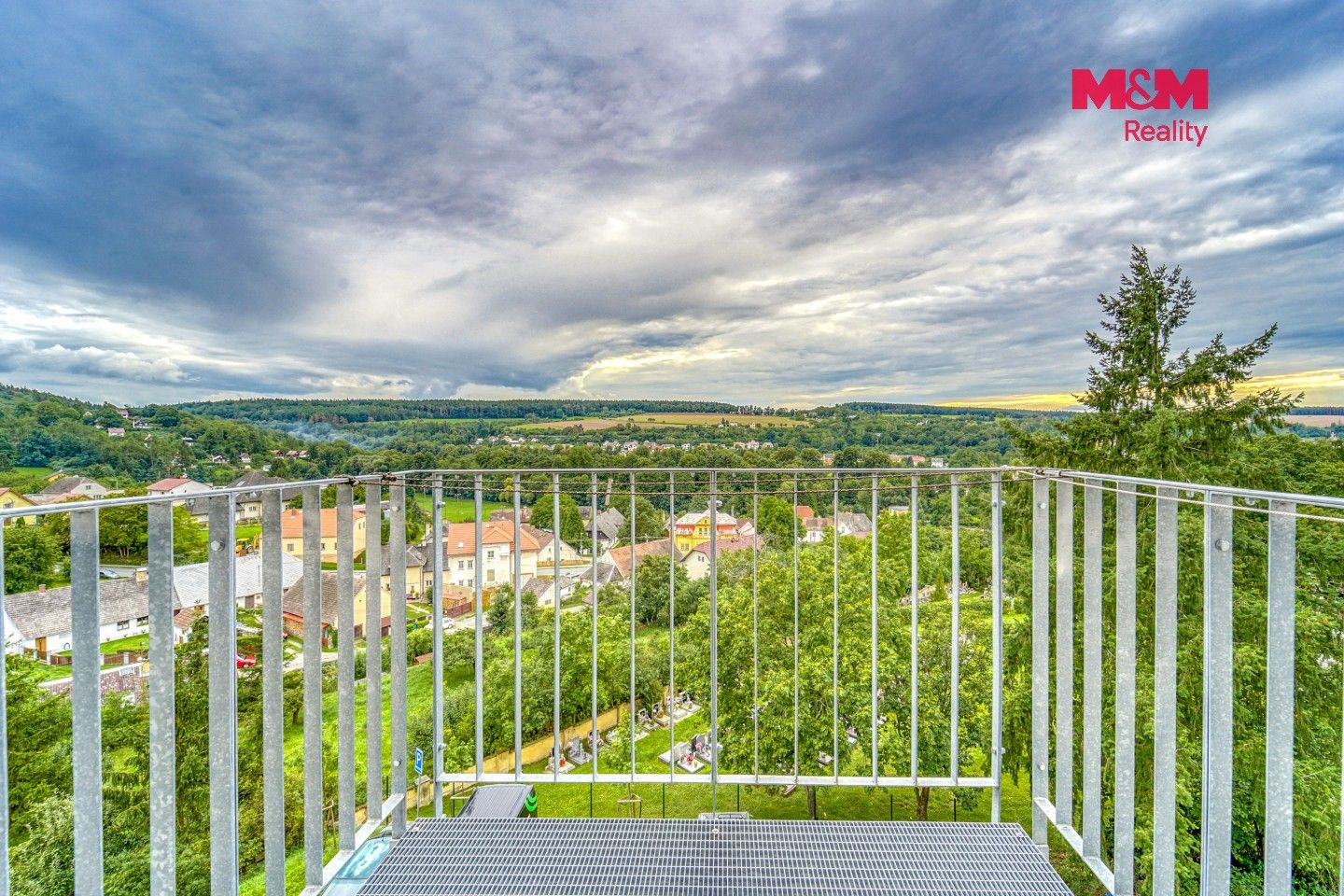 Pronájem bytu 1+kk 38 m² - foto 12
