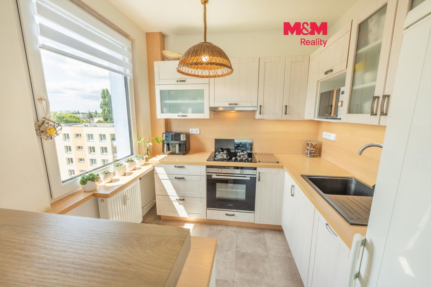 Prodej bytu 3+kk 69 m² - foto 1