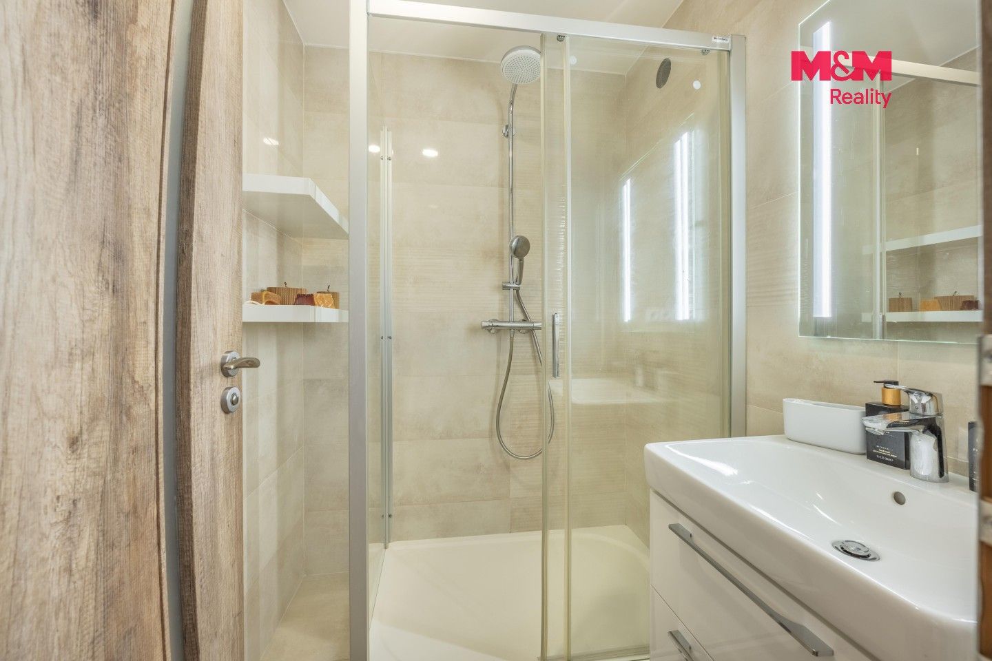 Prodej bytu 3+kk 69 m² - foto 28