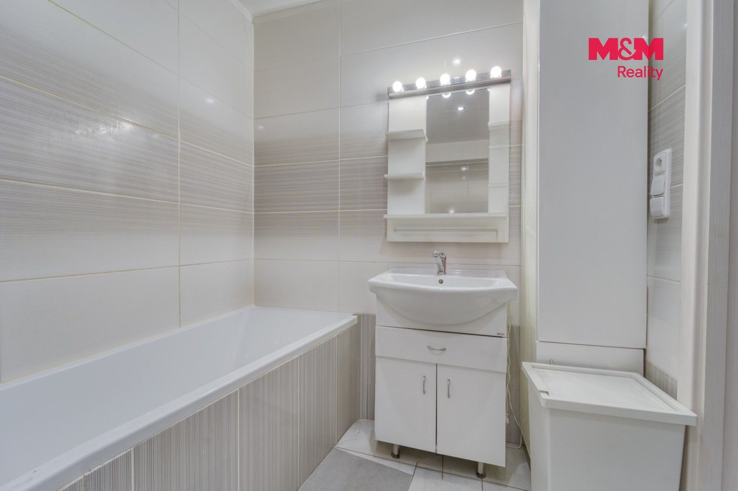 Prodej bytu 2+kk 43 m² - foto 4