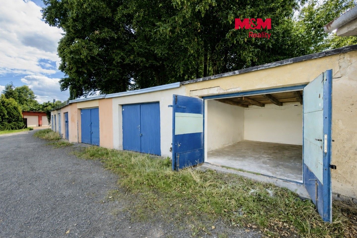 Prodej nemovitosti 32 m² - foto 1
