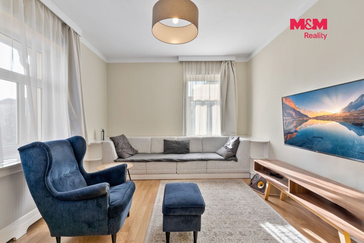 Pronájem bytu 4+1 91 m² - foto 2