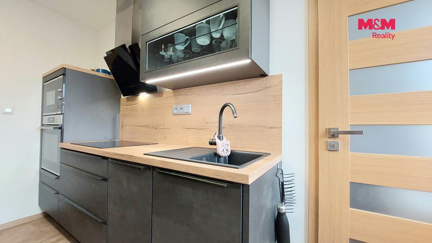Pronájem bytu 1+1 33 m² - foto 6