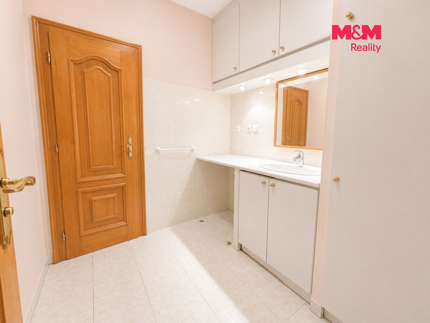 Pronájem bytu 4+1 168 m² - foto 14