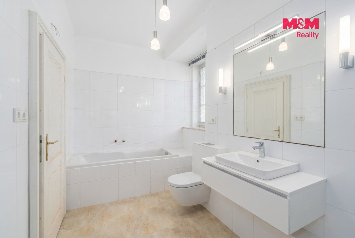 Prodej nemovitosti 963 m² - foto 5