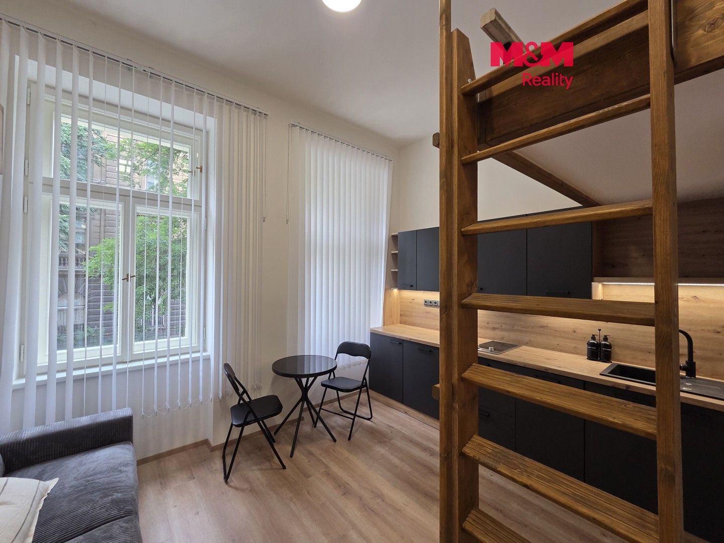 Prodej bytu 1+kk 18 m² - foto 1
