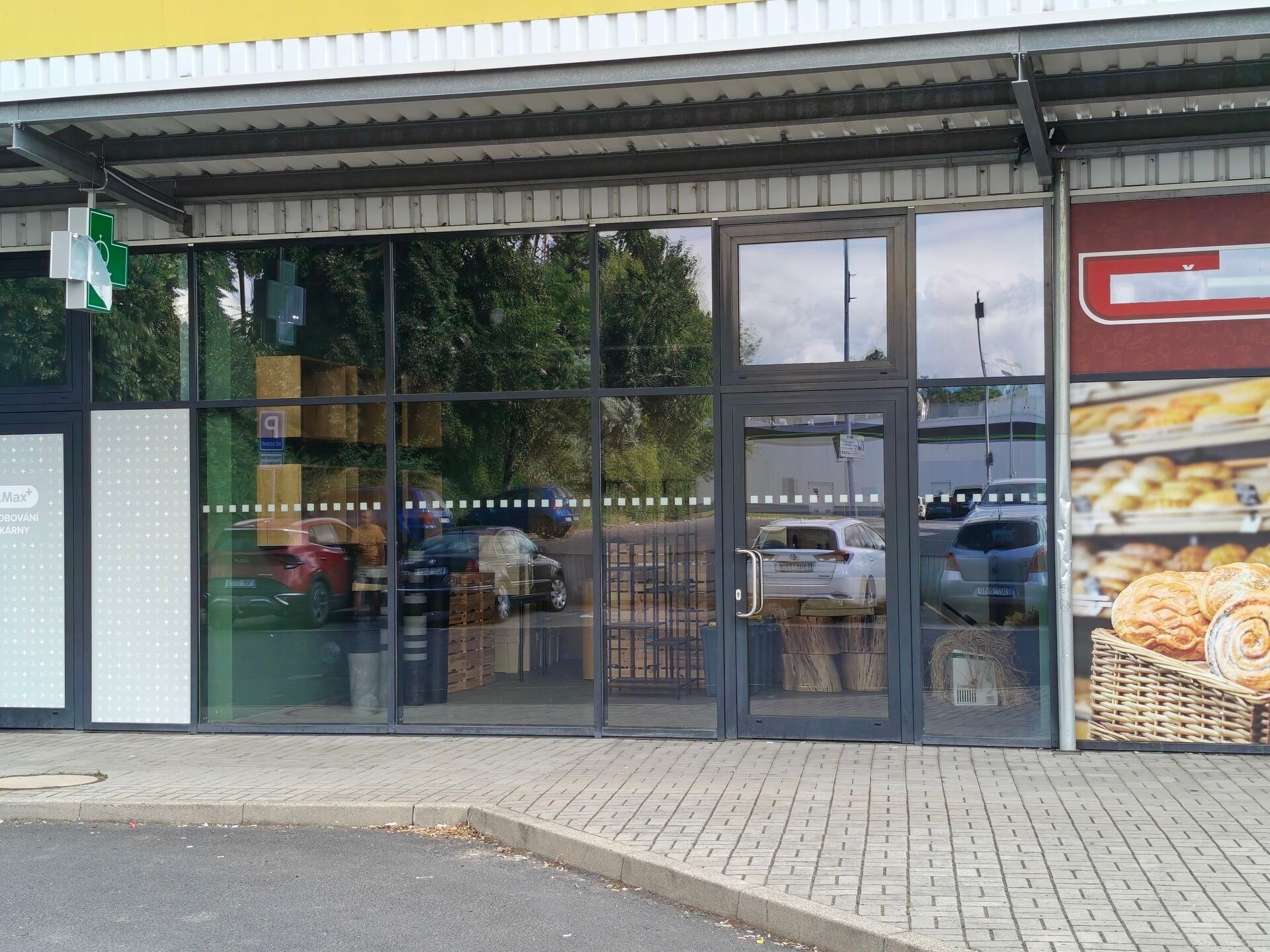 Pronájem komerčního prostoru 48 m² - foto 2