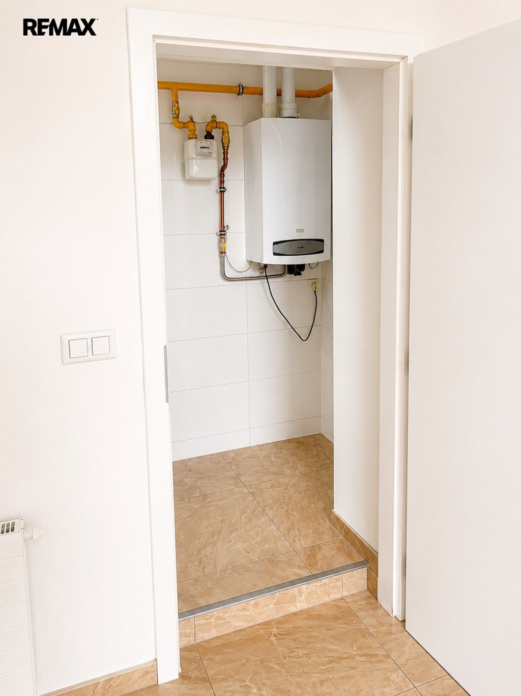 Pronájem komerčního prostoru 30 m² - foto 6