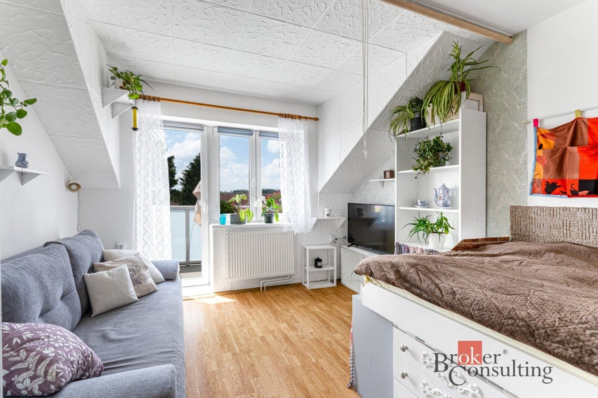 Prodej bytu 2+1 55 m² - foto 1