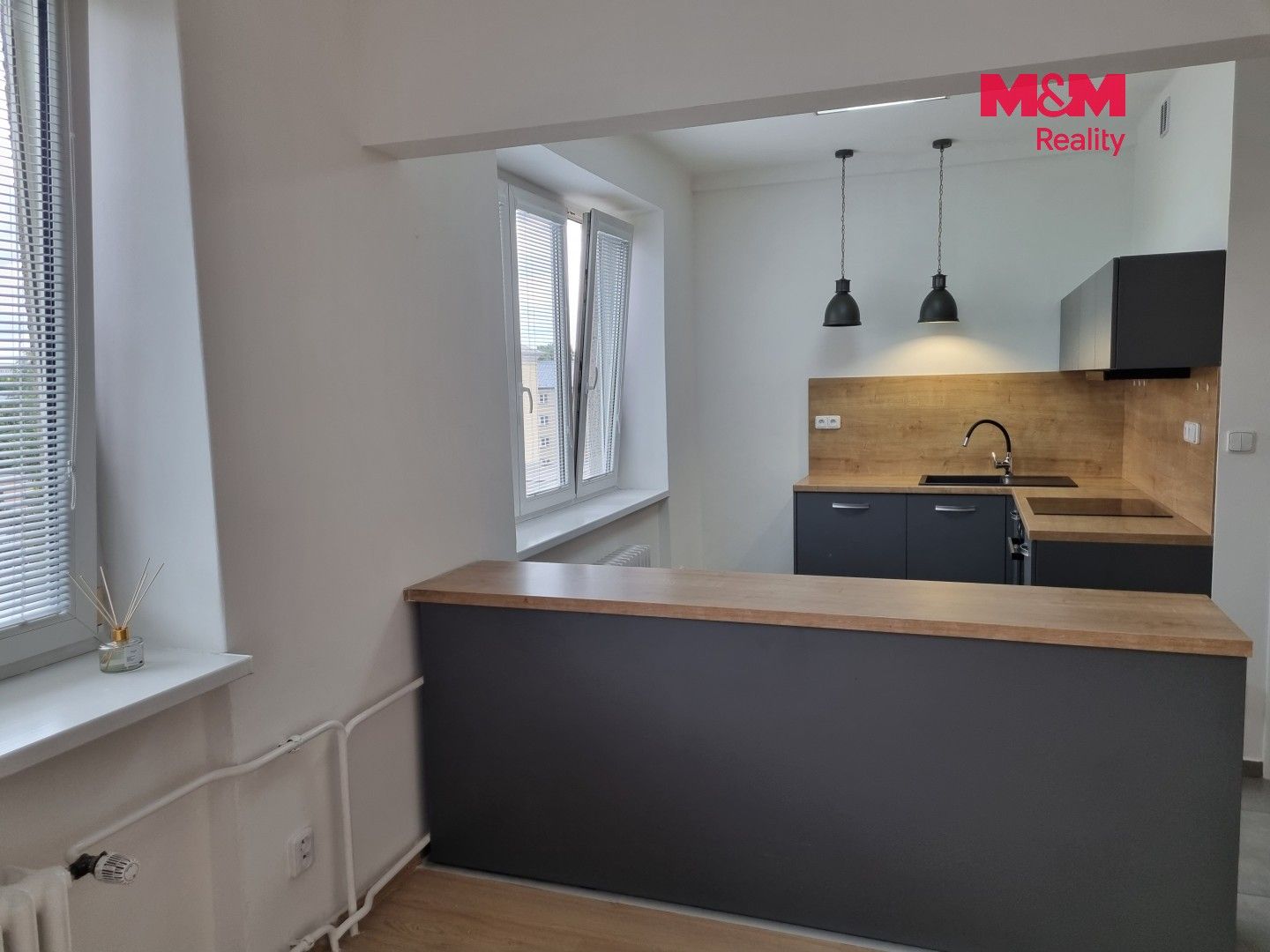 Pronájem bytu 1+1 38 m² - foto 3