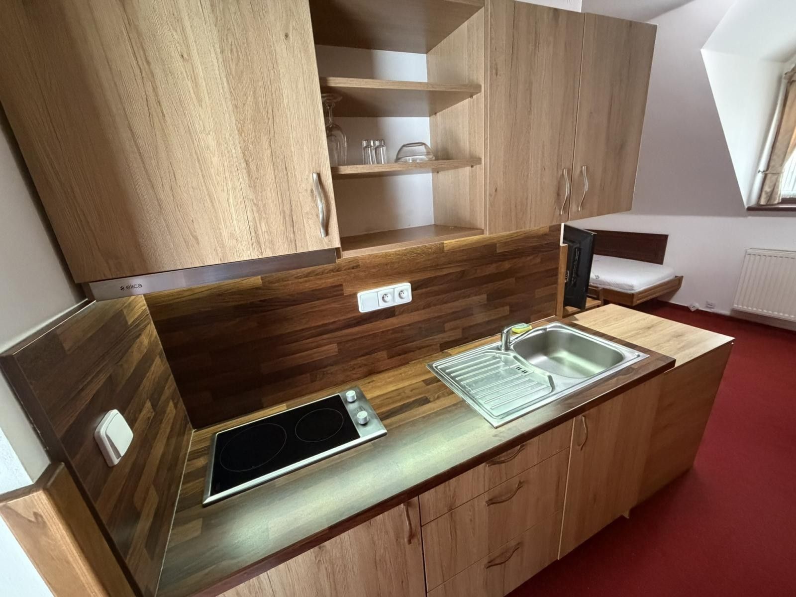 Pronájem bytu 1+kk 22 m² - foto 1