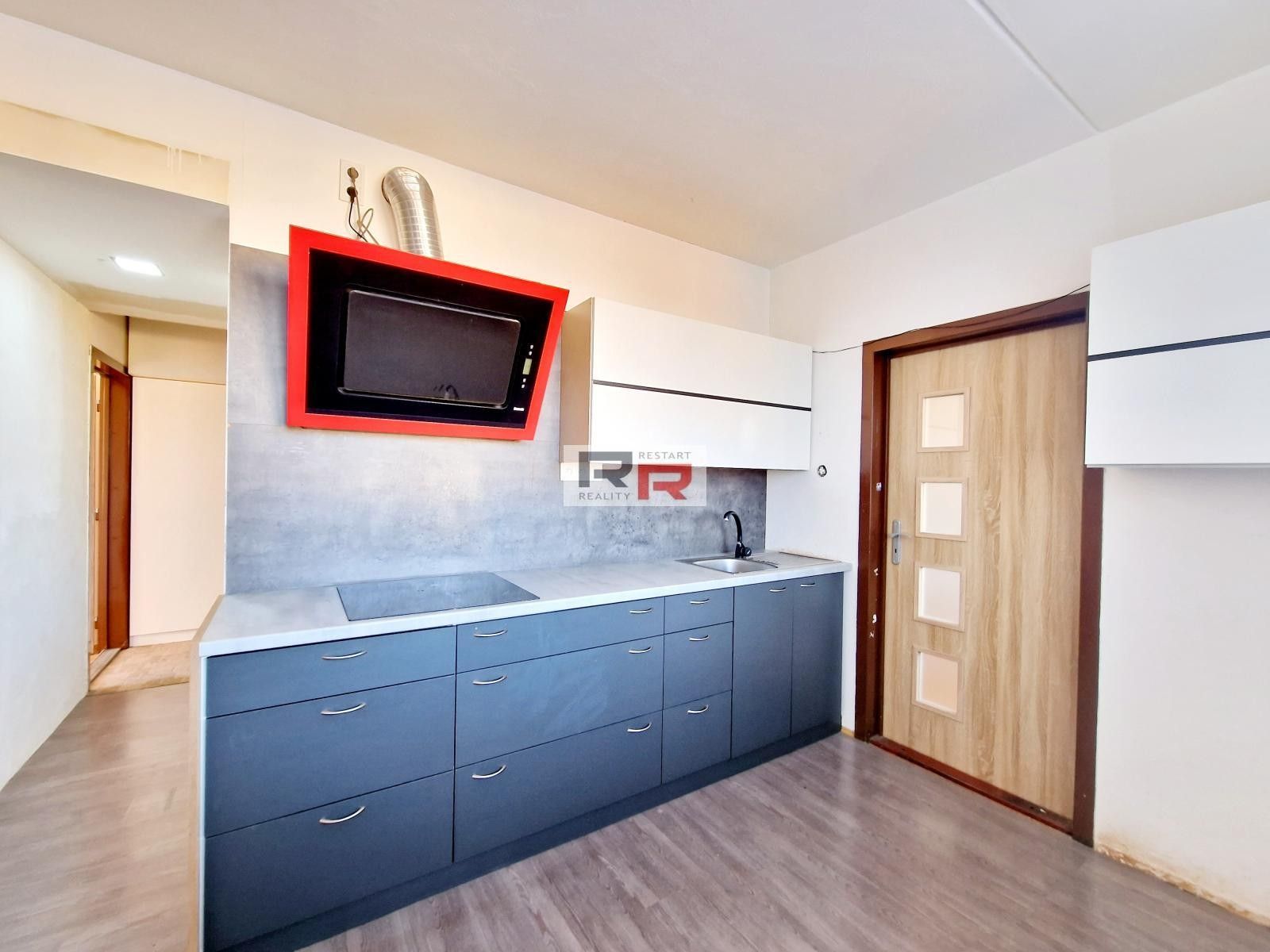 Pronájem bytu 3+1 62 m² - foto 1